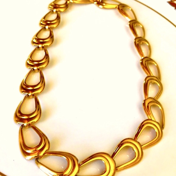 NAPIER Open Chain Link necklace Gold Plated 16.5” - Picture 2 of 7